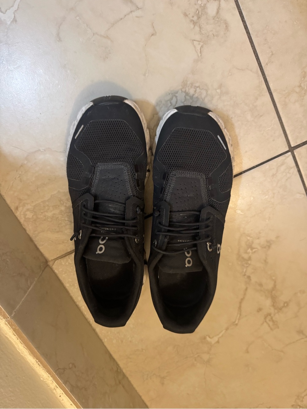 On Running Black Mesh Athletic Sneakers Size 8